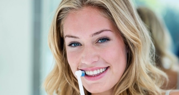 Foto - Diş fırçalarken bu hataları yapmayın