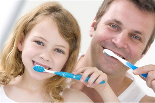 Foto - Diş fırçasını ıslatmadan kullanın!