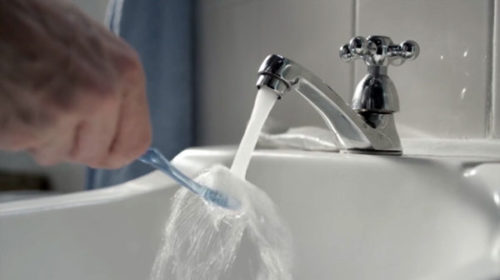 Foto - Diş fırçasını su ile ıslatanlar bu habere dikkat! Bundan sonra...