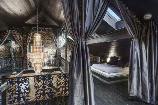 Foto - Dış görünüşü harabe ama...