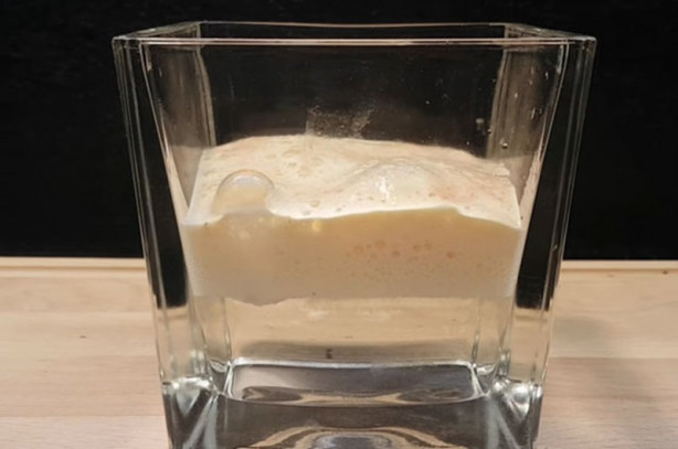 Foto - Diş macunu midede bakın ne hale geliyor