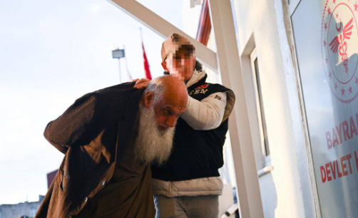 Dışı Müslüman içleri Yahudi! 'İslamcı' süsü verdiler?