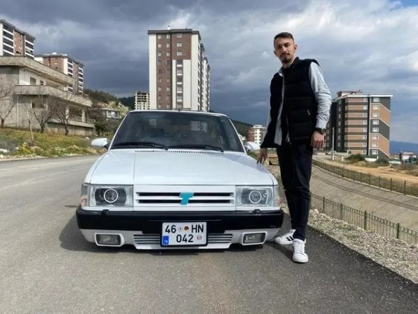 Dışı Tofaş, içi BMW! 450 bin TL’yi "trink" diye eline saydılar, satmadı! İçini gören hayran kalıyor