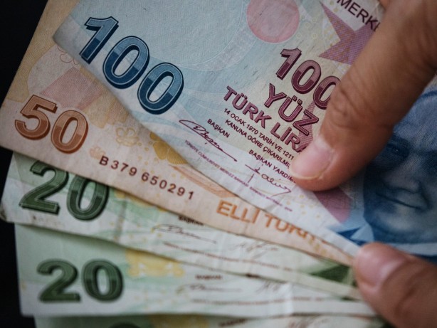 DİSK asgari ücret teklifini tüm Türkiye'ye duyurdu! Bu rakam işverenleri ayağa kaldırır