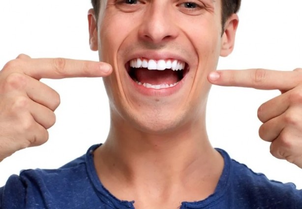 Foto - Dişleri mahveden alışkanlık: Bunu sakın yapmayın!