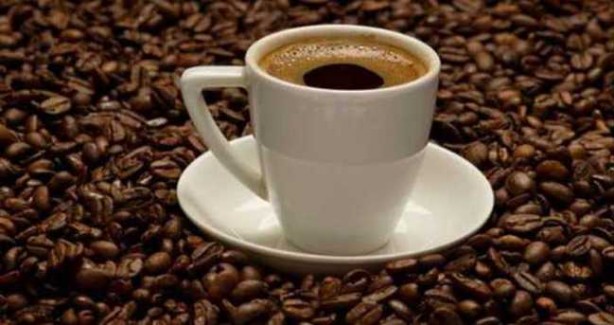 Foto - Dişleri yok eden yiyecekler