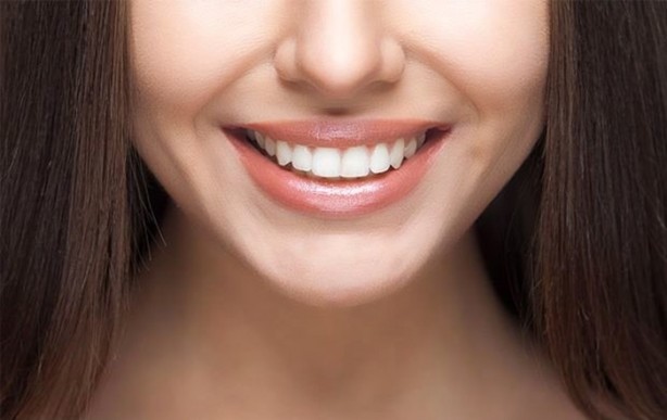 Dişlerinizi alüminyum folyo ile kaplarsanız ne olur?