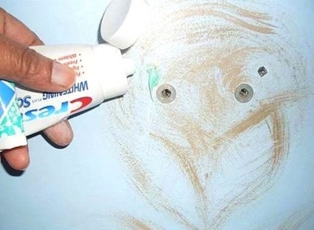 Foto - Dişlerinizi alüminyum folyo ile kaplarsanız ne olur?