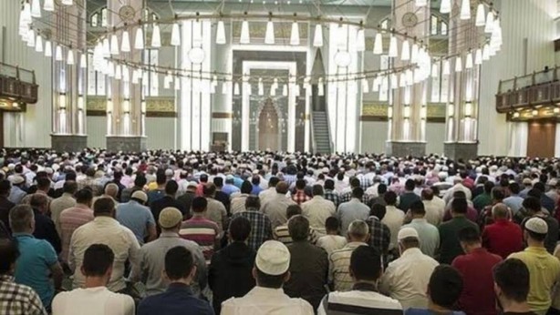 Foto - Diyanet açıkladı! Namazlar oralarda kılınacak