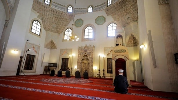Foto - Diyanet açıkladı! Namazlar oralarda kılınacak