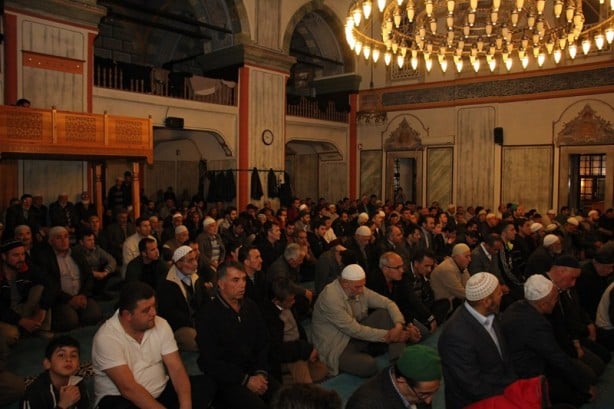 Foto - Diyanet açıkladı! Namazlar oralarda kılınacak