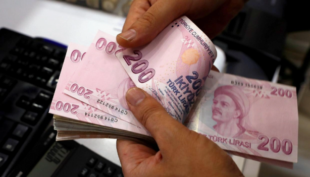 Foto - Diyanet 'Bu para caiz değil' demişti! Emeklilere 15 bin lira vermeye başladılar