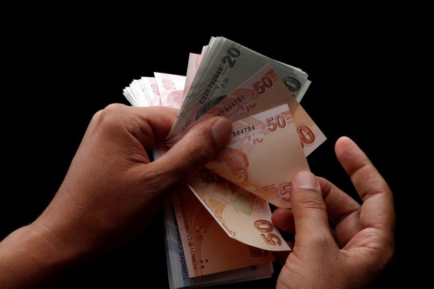 Foto - Diyanet 'caiz değil' demişti! Emeklilere 15 bin lira vermeye başladılar