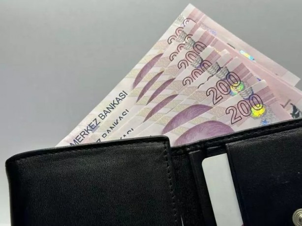 Foto - Diyanet 'caiz değil' demişti! Emeklilere 15 bin lira vermeye başladılar