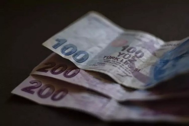 Foto - Diyanet 'caiz değil' demişti! Emeklilere 15 bin lira vermeye başladılar