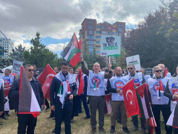 Foto - Diyanet görevlilerinden ABD Büyükelçiliği önünde protesto