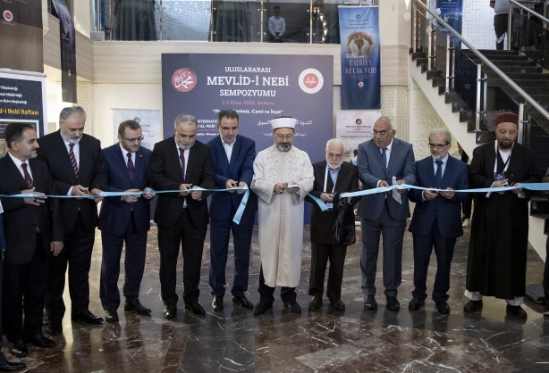 Foto - Diyanet İşleri Başkanı Ali Erbaş: Bu vazife bizim omuzlarımızda