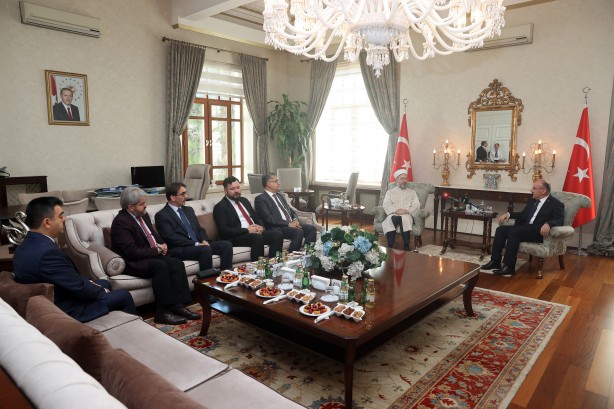 Foto - Diyanet İşleri Başkanı Ali Erbaş, Manisa'da hafızlık icazet törenine katıldı