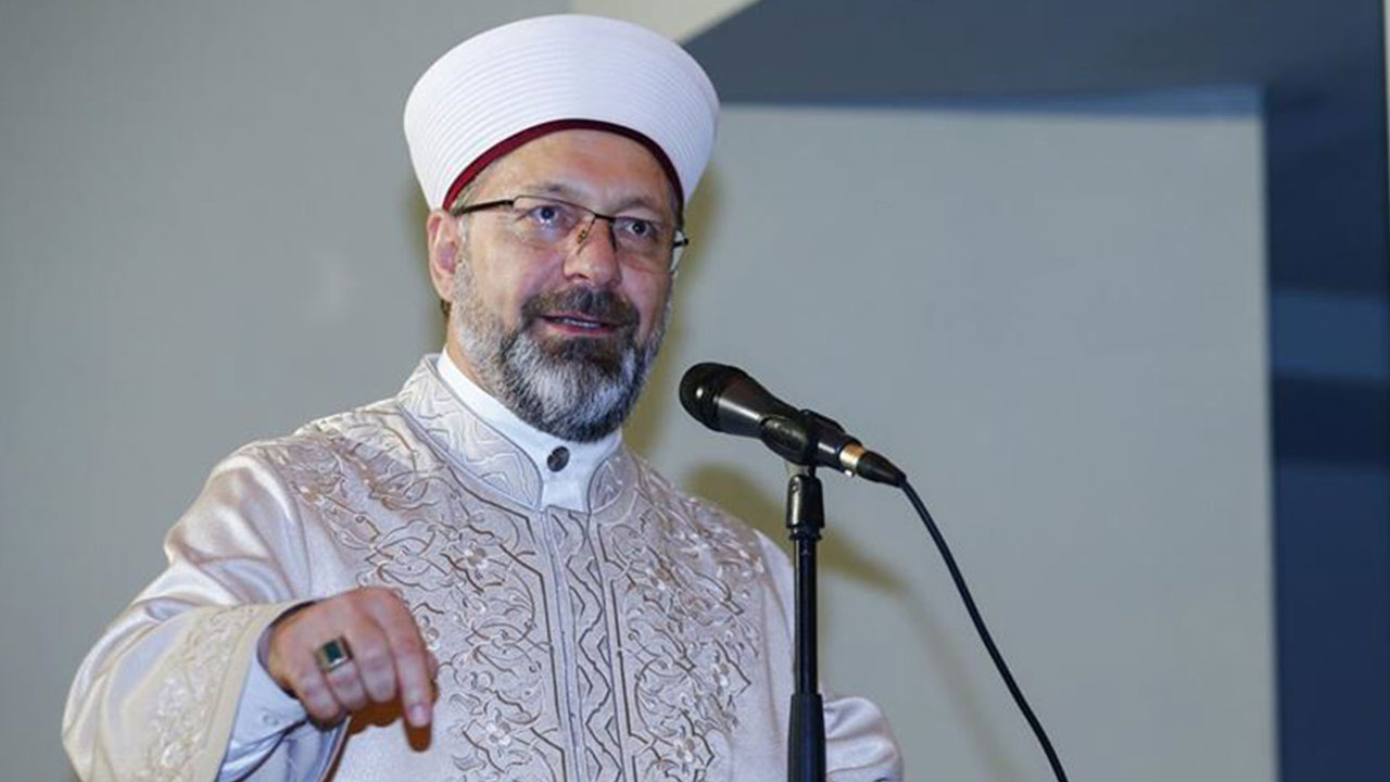 Foto - Diyanet İşleri Başkanı Ali Erbaş yapay zekaya ayet sordu! Aldığı cevapla şoku yaşadı