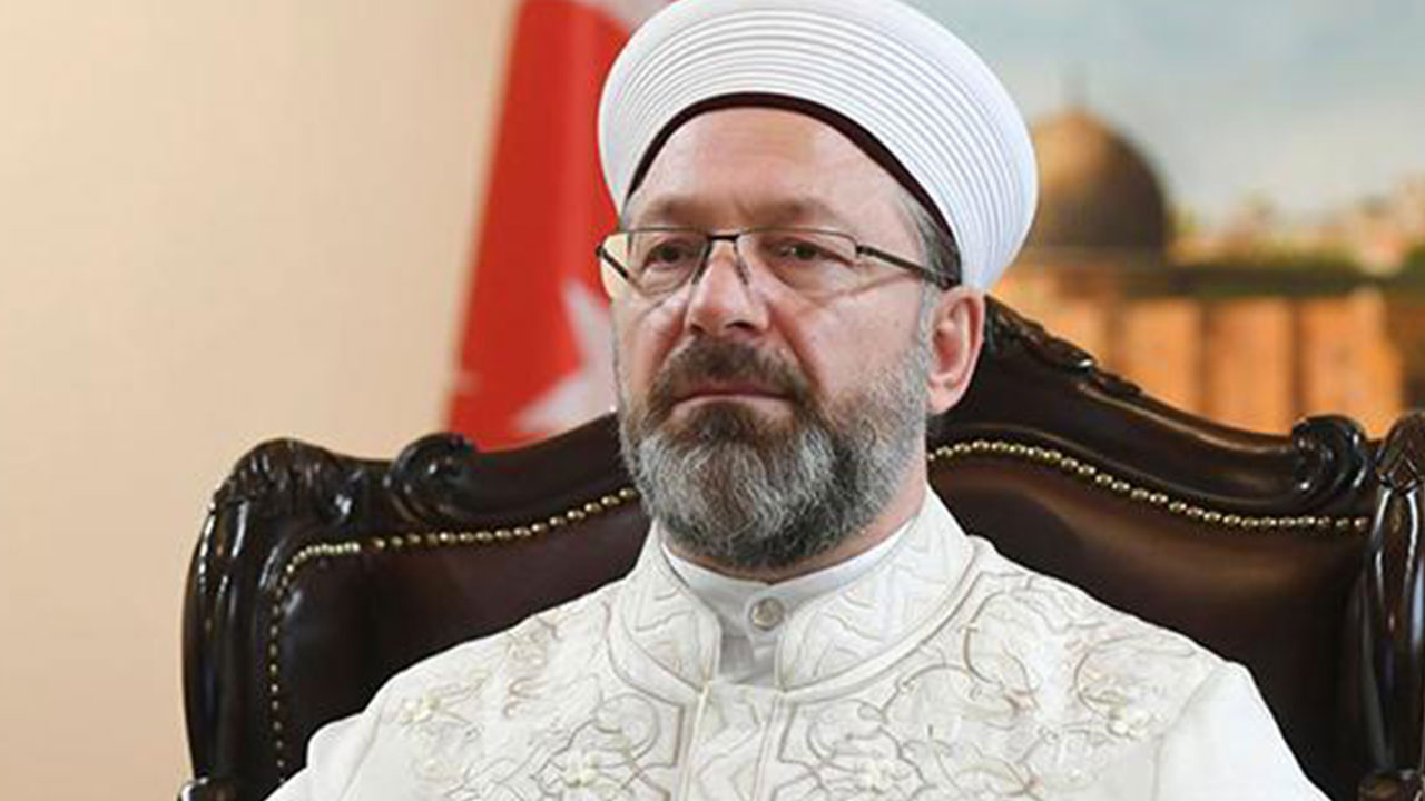 Foto - Diyanet İşleri Başkanı Ali Erbaş yapay zekaya ayet sordu! Aldığı cevapla şoku yaşadı