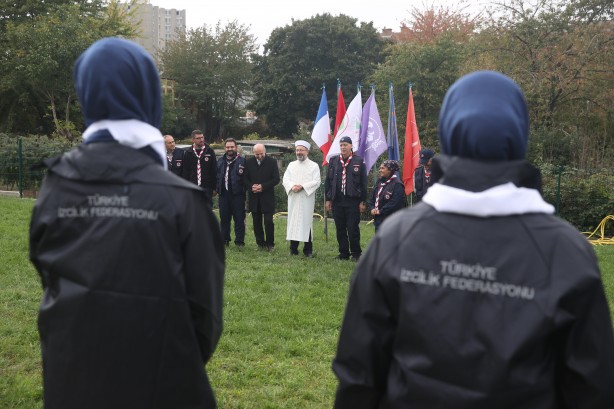 Foto - Diyanet İşleri Başkanı Erbaş, Fransa’da izcilik kampının açılışını yaptı