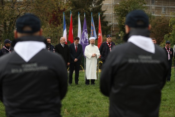 Foto - Diyanet İşleri Başkanı Erbaş, Fransa’da izcilik kampının açılışını yaptı