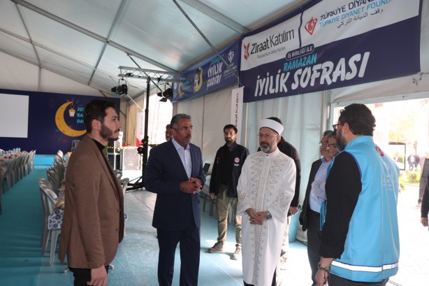 Foto - Diyanet İşleri Başkanı Erbaş, Kahramanmaraş’ta ziyaretlerde bulundu