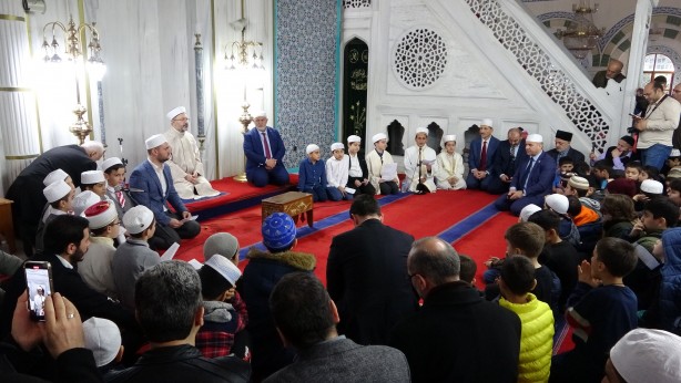 Foto - Diyanet İşleri Başkanı Erbaş: "Şu nimetlere bakar mısınız, şu güzelliklere bakar mısınız…