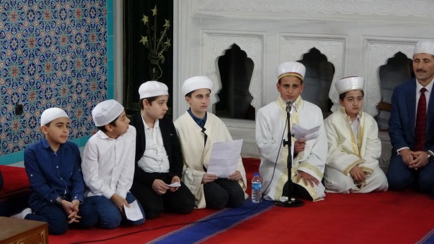 Foto - Diyanet İşleri Başkanı Erbaş: "Şu nimetlere bakar mısınız, şu güzelliklere bakar mısınız…