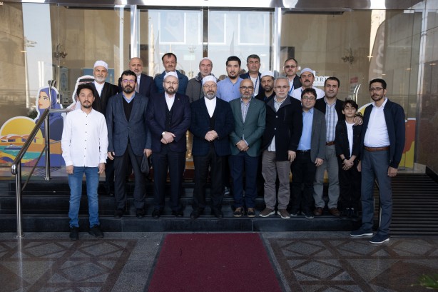 Foto - Diyanet İşleri Başkanı Prof. Erbaş Arabistan'da!