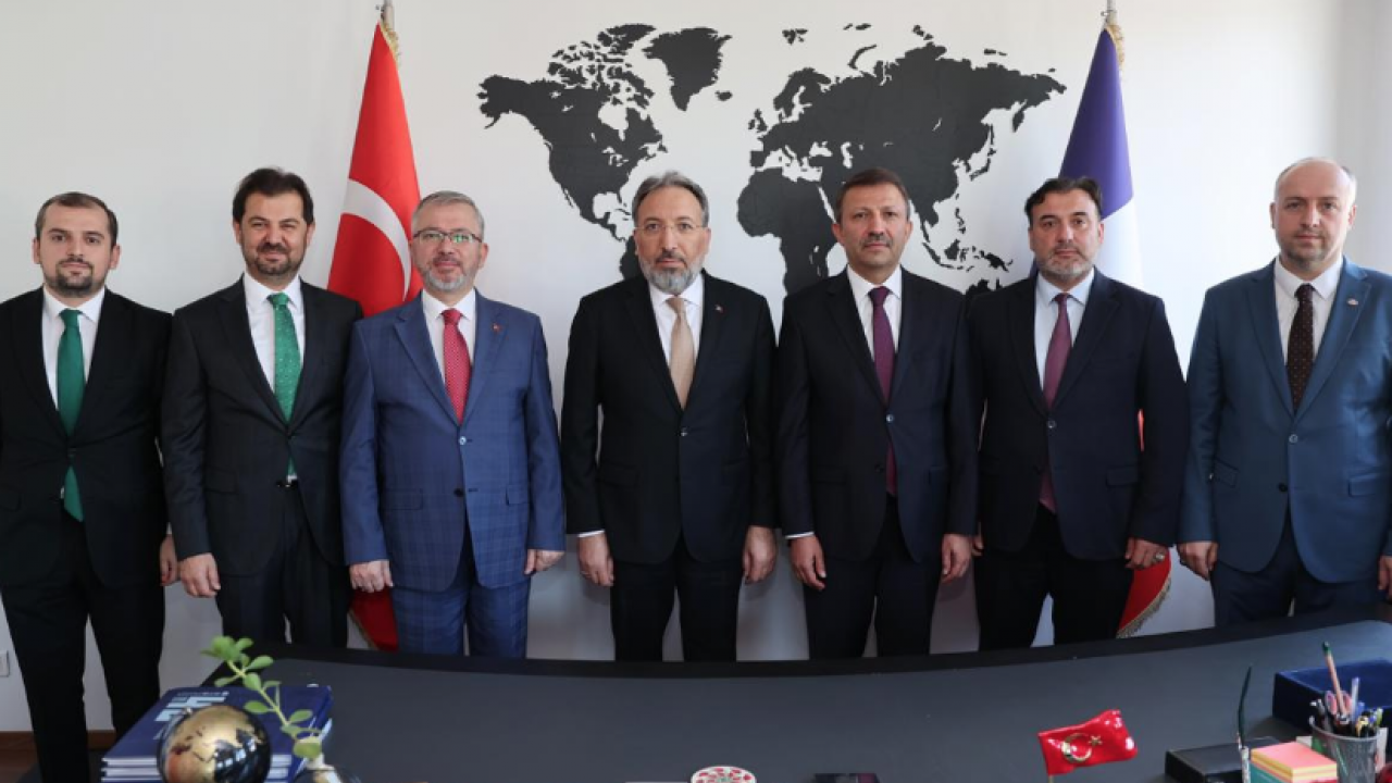 Diyanet İşleri Başkanı Arpaguş, Paris’te DİTİB Zirvesi’ne katıldı