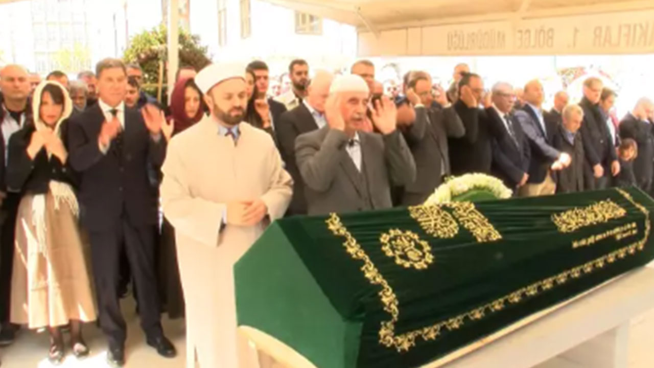 Foto - Diyanet 'mekruh' demişti! Ali Osman Boyner'in cenazesinde o anlar tartışmalara neden oldu