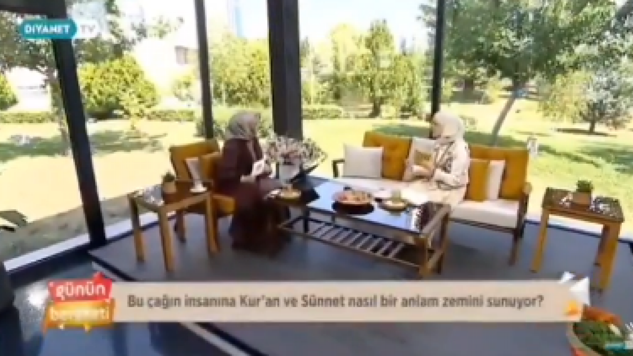 Foto - Diyanet TV’de tepki toplayan anlar: 'Kabul edilmesi mümkün değil, işlem başlatıldı'