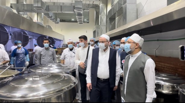 Foto - Diyanetin Mekke'deki mutfağından her gün 30 bin hacı adayına 5 çeşit Türk lezzeti