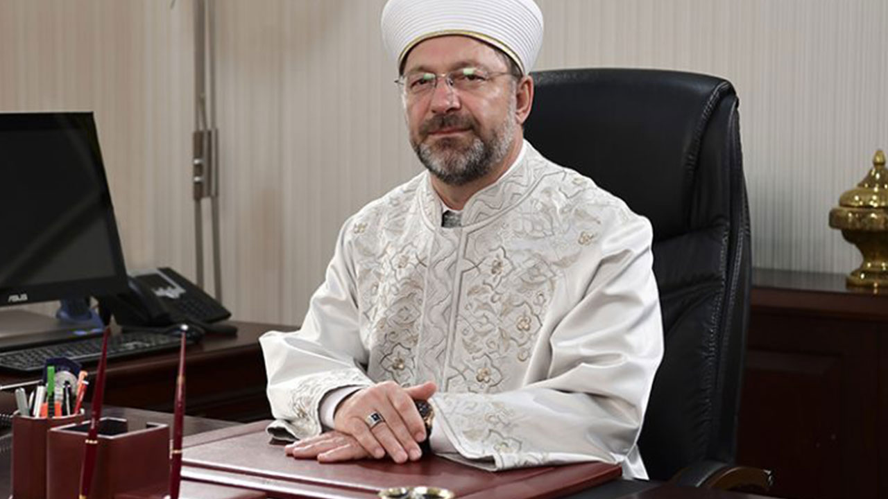 Foto - Diyanet'ten o cemaatla ilgili flaş çıkış: Kamuoyuna bu açıklama yapma ihtiyacı doğmuştur