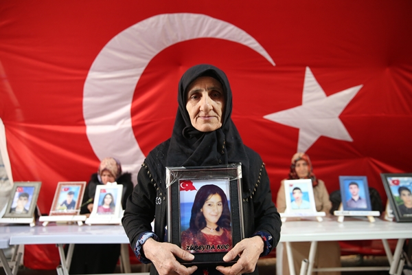 Foto - Diyarbakır anneleri evlatlarına kavuşmak istiyor!