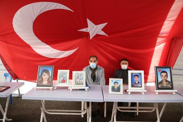 Foto - Diyarbakır anneleri evlatlarına "Teslim ol" çağrısında bulundu