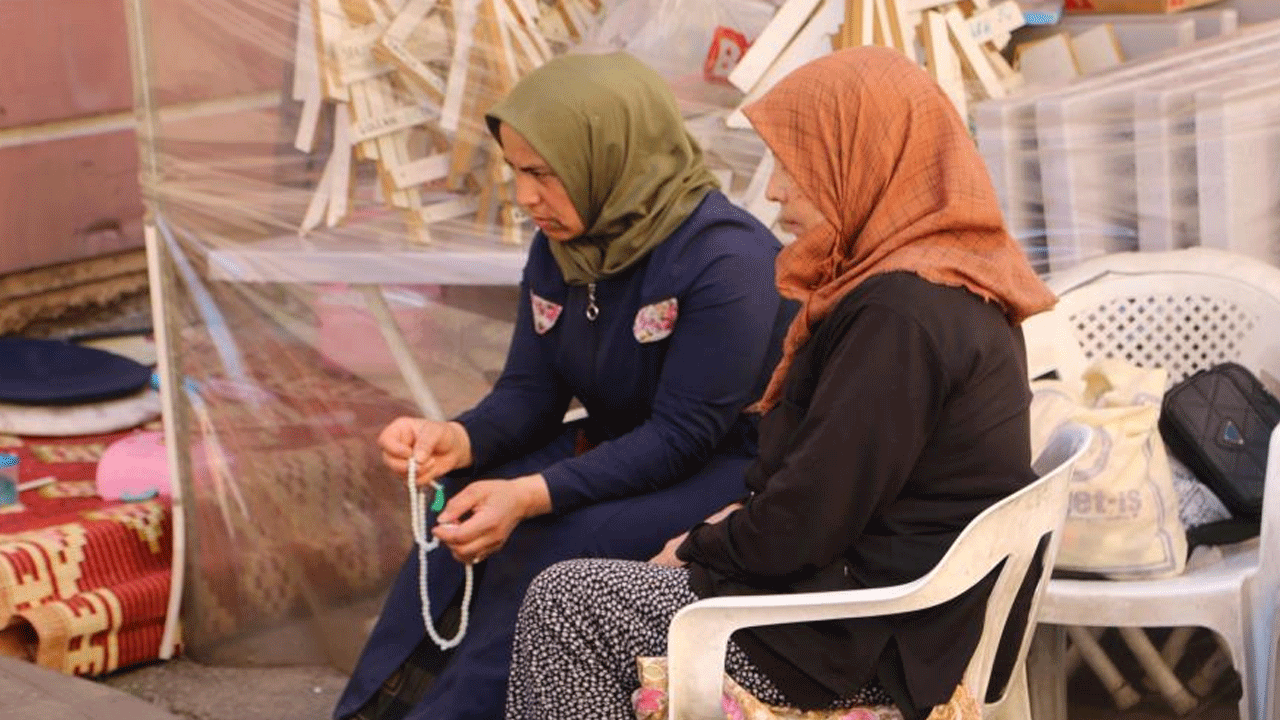 Diyarbakır annelerinden gençlere CHP uyarısı