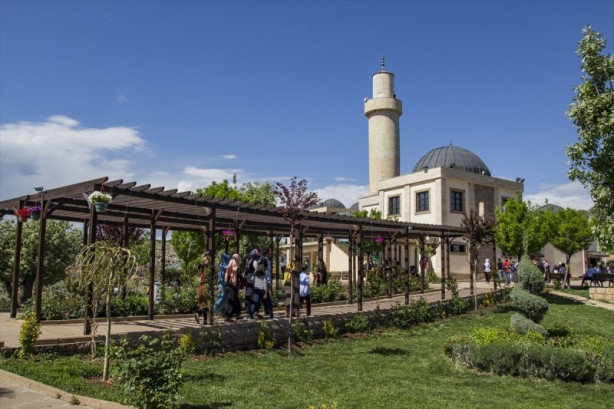 Diyarbakır artık terörle değil turizmle anılıyor