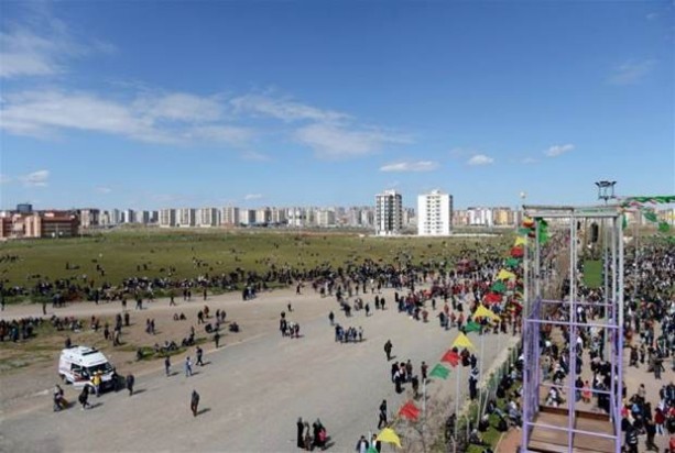 Foto - Diyarbakır Nevruzundan skandal kareler!