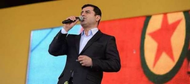 Foto - Diyarbakır Nevruzundan skandal kareler!