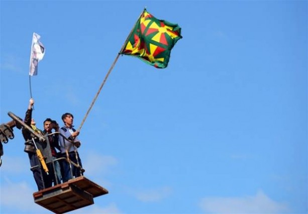 Foto - Diyarbakır Nevruzundan skandal kareler!