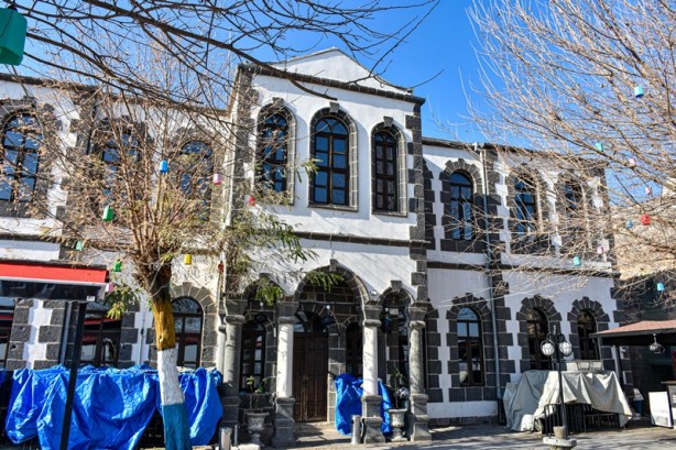 Foto - Diyarbakır sessizliğe büründü!