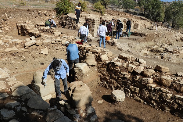 Foto - Diyarbakır'da 1500 yıllık kalıntı bulundu