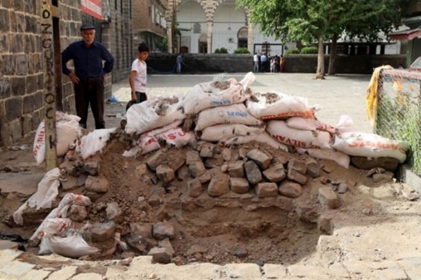 Foto - Diyarbakır'da çarşaflı hainlik!