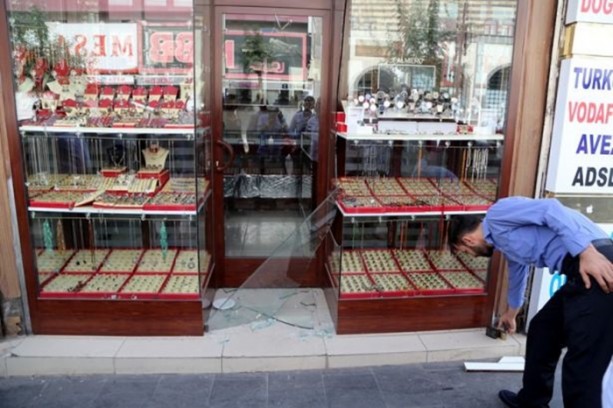 Foto - Diyarbakır'da çarşaflı hainlik!