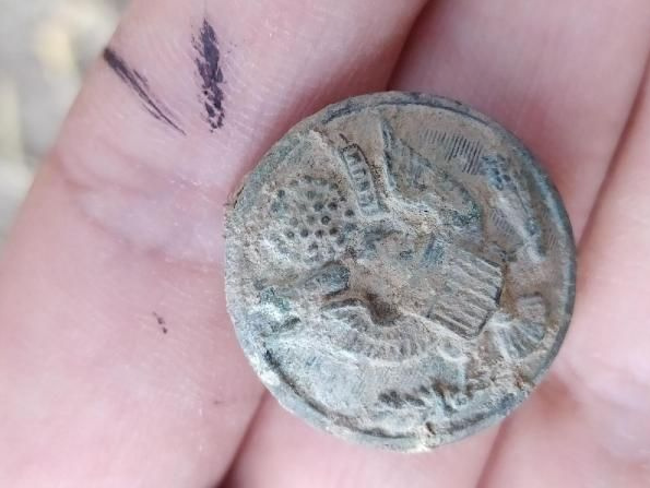 Foto - Diyarbakır'da gizemli ABD rozeti bulundu! Üzerindeki yazı şaşırttı