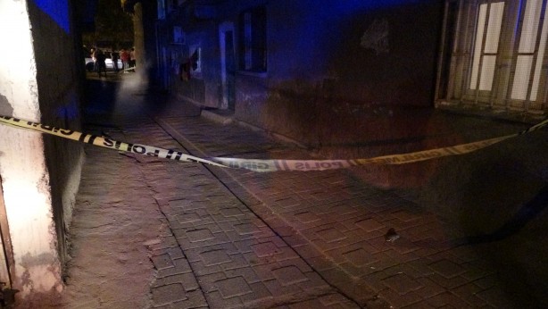 Foto - Diyarbakır'da sokak ortasında silahlı saldırı: 2 yaralı