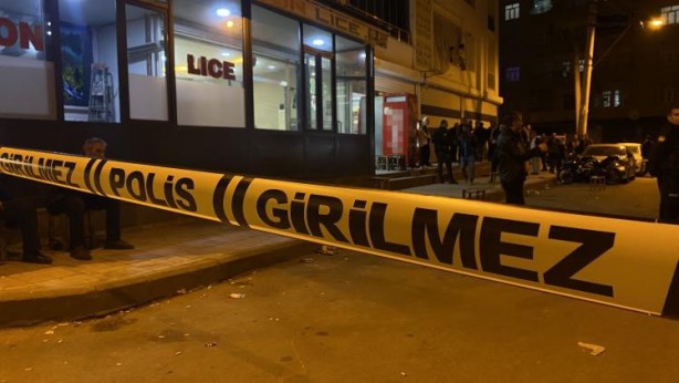 Foto - Diyarbakır'da taramalı tüfekle kahve baskını