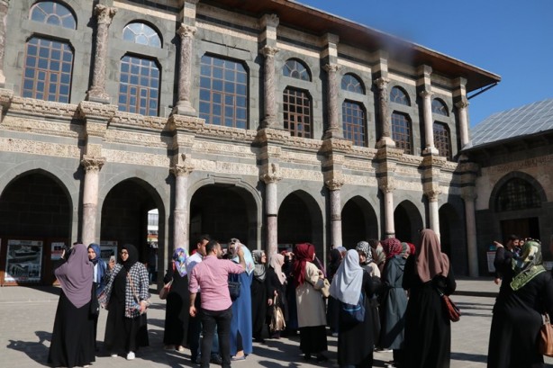 Foto - Diyarbakır'da turizm yeniden canlandı